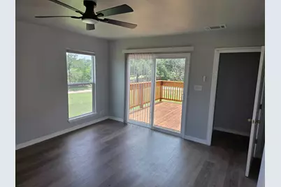 22101 Four Hundred Avenue, Spicewood, TX 78669 - Photo 12