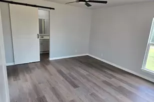 22101 Four Hundred Ave, Spicewood, TX 78669 - Photo 18