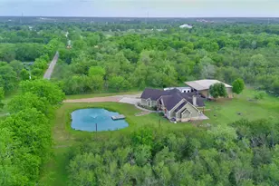 2015 Skrivanek Rd, Sealy, TX 77474 - Photo 4