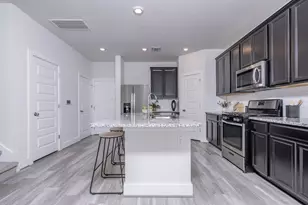 7407 Grand Linden Wy, Austin, TX 78744 - Photo 10