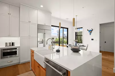 2005 E 8th Street #A, Austin, TX 78702 - Photo 8