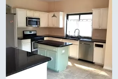 406 Settlers Valley Drive, Pflugerville, TX 78660 - Photo 8