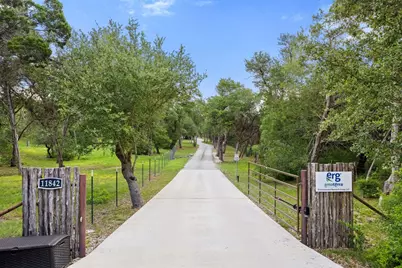 11842 Rim Rock Trail, Austin, TX 78737 - Photo 6