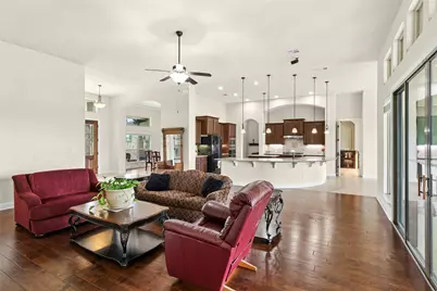 112 Cavalier Cove, Hutto, TX 78634 - Photo 10