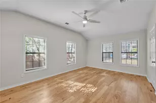 2403 S 3rd St, Austin, TX 78704 - Photo 22