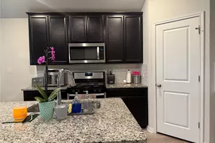 202 Autumn Leaf Rd, Hutto, TX 78634 - Photo 4