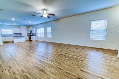 15401 Summer Ray Drive NE, Del Valle, TX 78617 - Photo 6