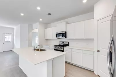 173 Cibolo Creek Loop, Bastrop, TX 78602 - Photo 12