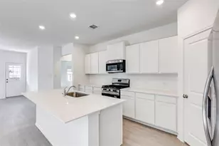 173 Cibolo Creek Loop, Bastrop, TX 78602 - Photo 12