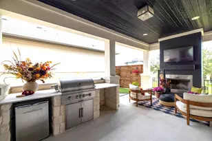 925 Indian Hawthorne Dr, Georgetown, TX 78628 - Photo 22