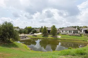 925 Indian Hawthorne Dr, Georgetown, TX 78628 - Photo 24