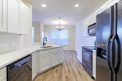 2632 Century Park Boulevard #18, Austin, TX 78727 - Photo 6