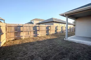 104 Lassy Cove, Georgetown, TX 78626 - Photo 26
