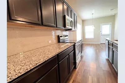 104 Lassy Cove, Georgetown, TX 78626 - Photo 10