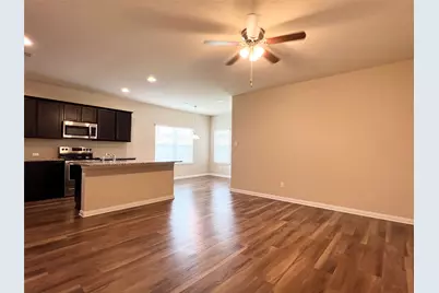 104 Lassy Cove, Georgetown, TX 78626 - Photo 8