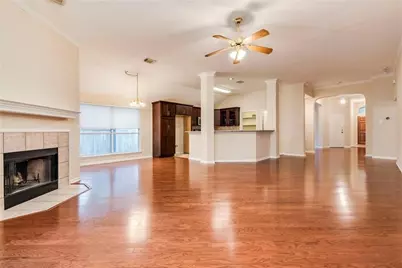 13506 Lamplight Village Avenue, Austin, TX 78727 - Photo 4