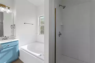 400 Rio Grande Ave, Hutto, TX 78634 - Photo 22