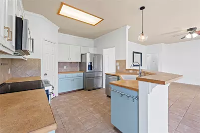 400 Rio Grande Avenue, Hutto, TX 78634 - Photo 14