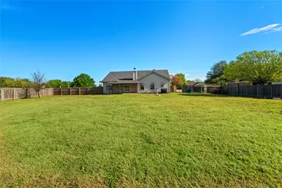 400 Rio Grande Avenue, Hutto, TX 78634 - Photo 32