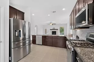 689 Leadtree Loop, Buda, TX 78610 - Photo 4