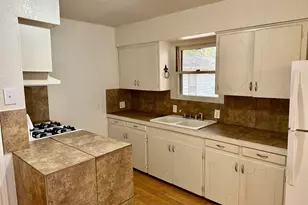 931 Cheatham St, San Marcos, TX 78666 - Photo 10