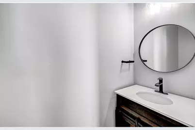 1110 3/4 Fiesta Street #1, Austin, TX 78702 - Photo 8