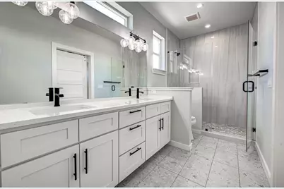 1110 3/4 Fiesta Street #1, Austin, TX 78702 - Photo 10