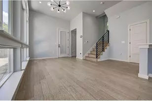 1110 3/4 Fiesta St, Austin, TX 78702 - Photo 20