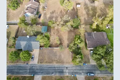 112 Plum Drive, Elgin, TX 78621 - Photo 2
