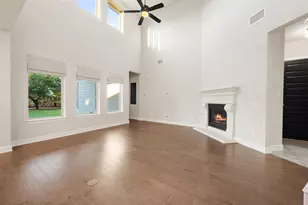 104 Cross Timbers Dr, Georgetown, TX 78628 - Photo 10
