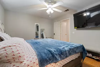 238 Saint Marys Drive, Hutto, TX 78634 - Photo 20