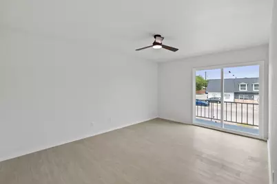 301 E Croslin Street, Austin, TX 78752 - Photo 24