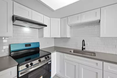 301 E Croslin Street, Austin, TX 78752 - Photo 14