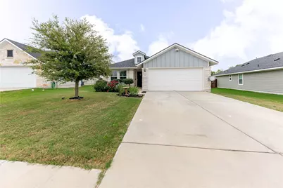 303 Schuyerville Drive, Elgin, TX 78621 - Photo 2