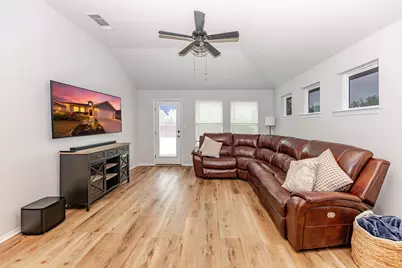 303 Schuyerville Drive, Elgin, TX 78621 - Photo 10