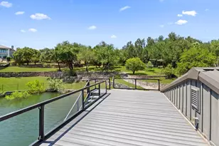 909 Brooks Hollow Rd, Lakeway, TX 78734 - Photo 10