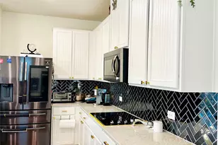 524 Ayinger Ln, Austin, TX 78728 - Photo 8