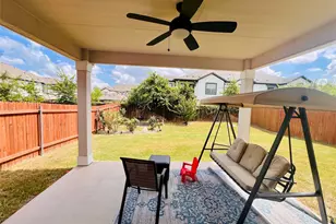 524 Ayinger Ln, Austin, TX 78728 - Photo 18