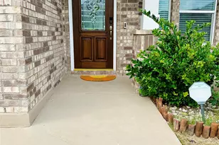 524 Ayinger Ln, Austin, TX 78728 - Photo 2