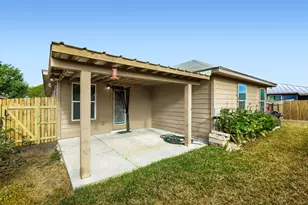 2404 Night Sky Cove, Lockhart, TX 78644 - Photo 20