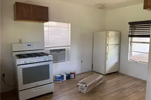 109 S Buffalo Ave, Cedar Park, TX 78613 - Photo 6
