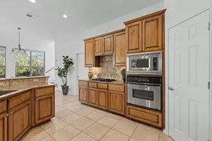 301 Sundance Trail, Dripping Springs, TX 78620 - Photo 10