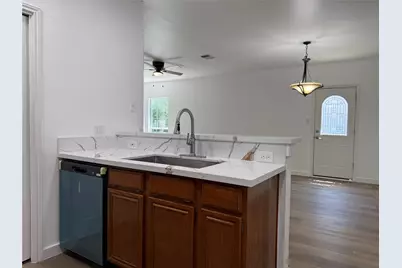 1621 Parkfield Circle, Round Rock, TX 78664 - Photo 8