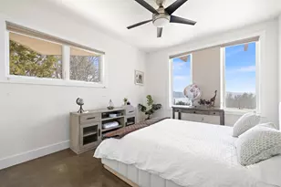 14020 Lakeview Dr, Austin, TX 78732 - Photo 28