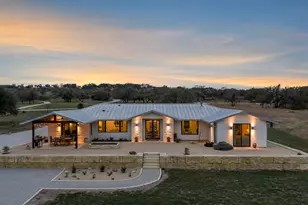 1808 Axis Cir, Fredericksburg, TX 78624 - Photo 2