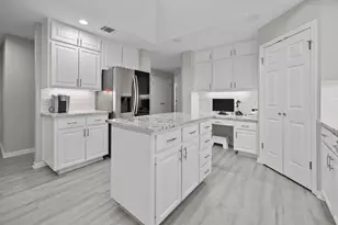 30112 Spyglass Cir, Georgetown, TX 78628 - Photo 12