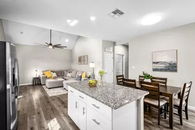 224 Spruce Avenue, Luling, TX 78648 - Photo 12