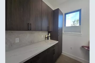 5301 Grover Avenue, Austin, TX 78756 - Photo 8