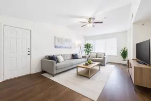 501 W 26th St, Austin, TX 78705 - Photo 1