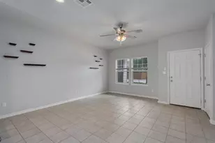207 Wainscot Oak Wy, San Marcos, TX 78666 - Photo 4